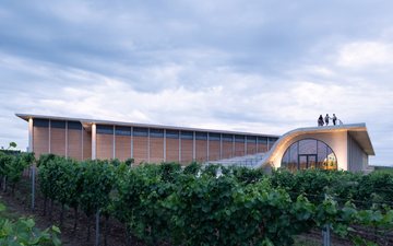 Imagem Vinícola Lahofer, arquitetura, cultura e vinho na República Tcheca
